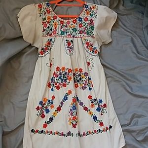 Vintage Mexican Folk Dress (size 10-14)